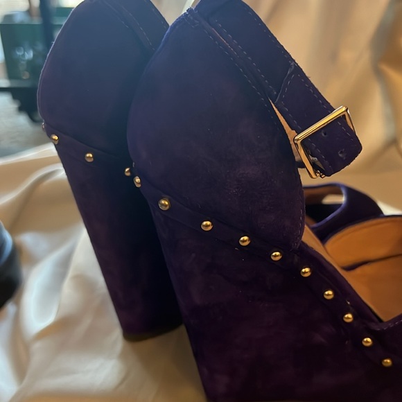 Aldo Purple suede leather wedge sandal with gold studs, size 7.5 ankle strap - Picture 5 of 10
